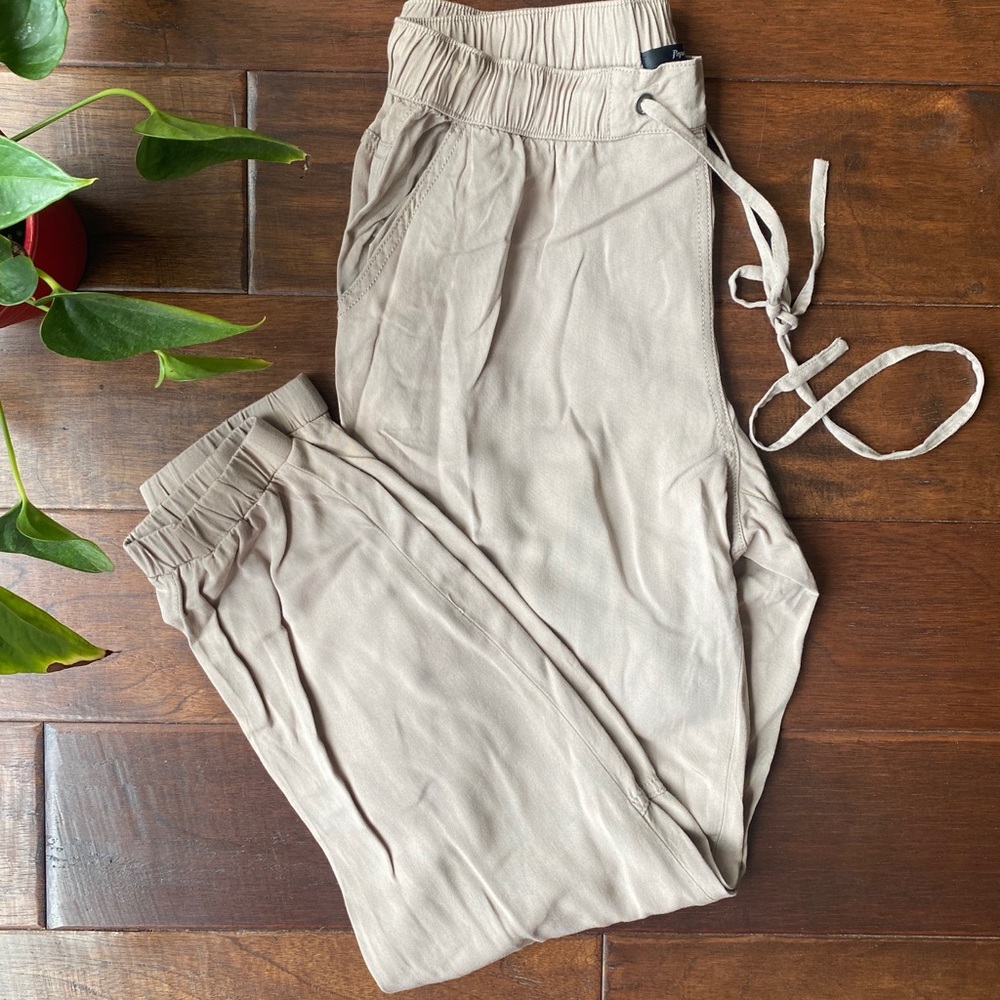 Papaya Beige Cargo Pants